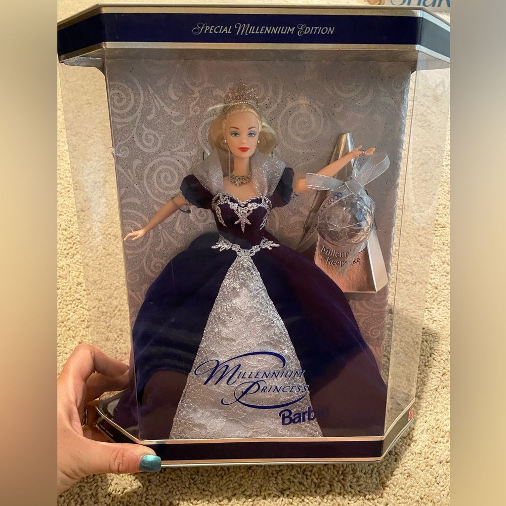 RARE Collectors item- 1999/2000 Millennium Barbie doll- Limited Special Edition
